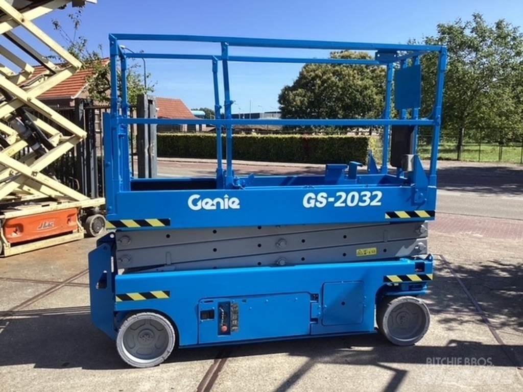 Genie GS2032 Підйомники-ножиці