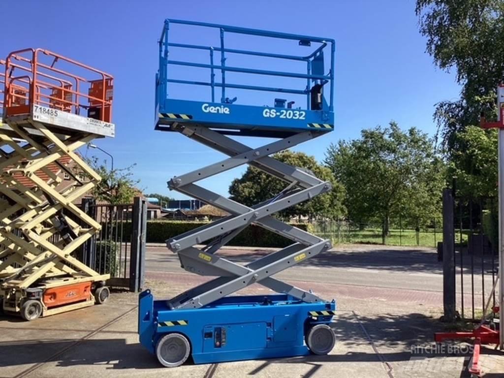 Genie GS2032 Підйомники-ножиці