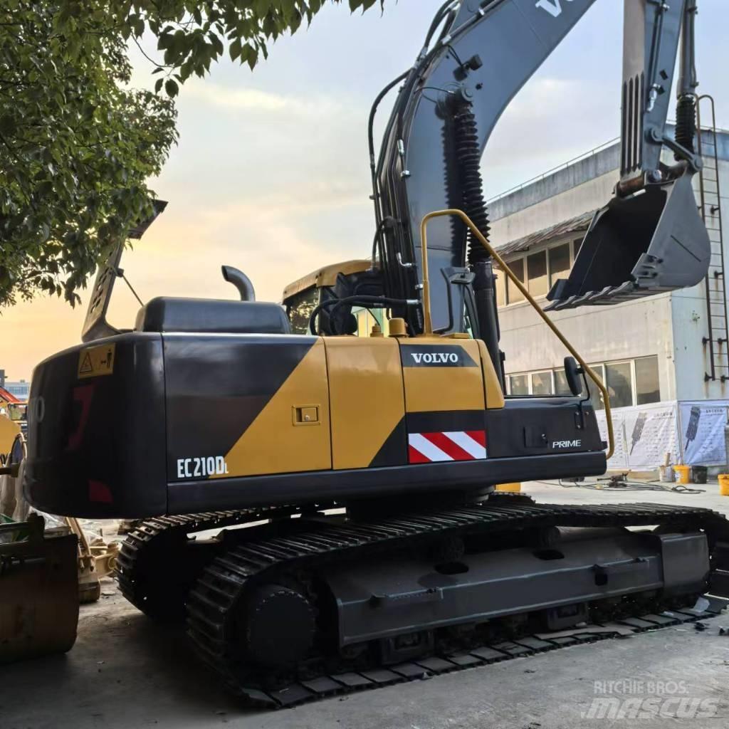 Volvo EC 210 D Середні екскаватори 7т. - 12т.