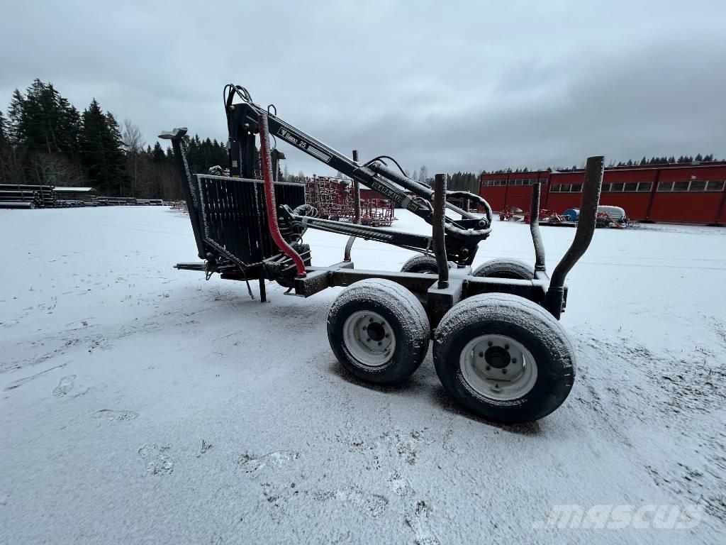 Hakki HK25 +MV70 Лісові причепи