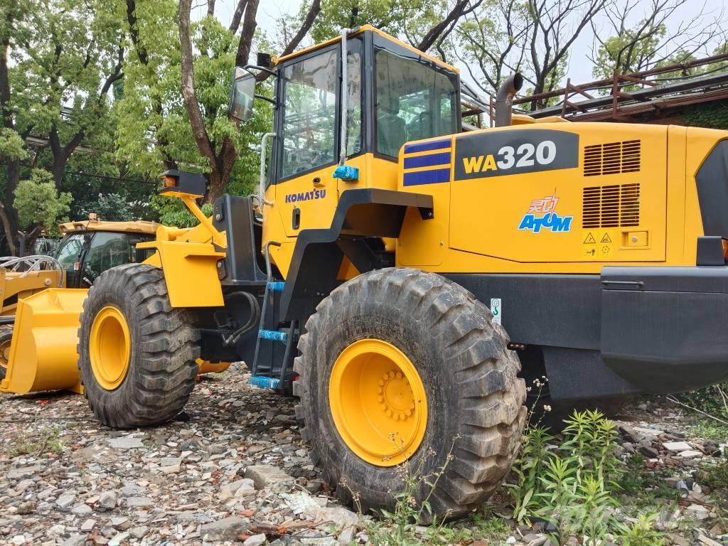 Komatsu WA 320-5 Фронтальні навантажувачі