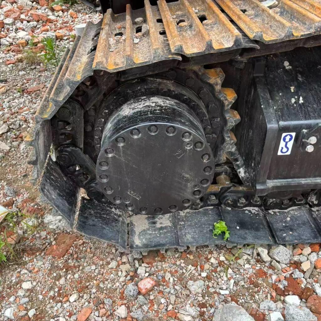 Hitachi ZX 350 Гусеничні екскаватори