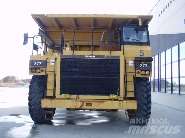 CAT 777 Кар`єрні самоскиди