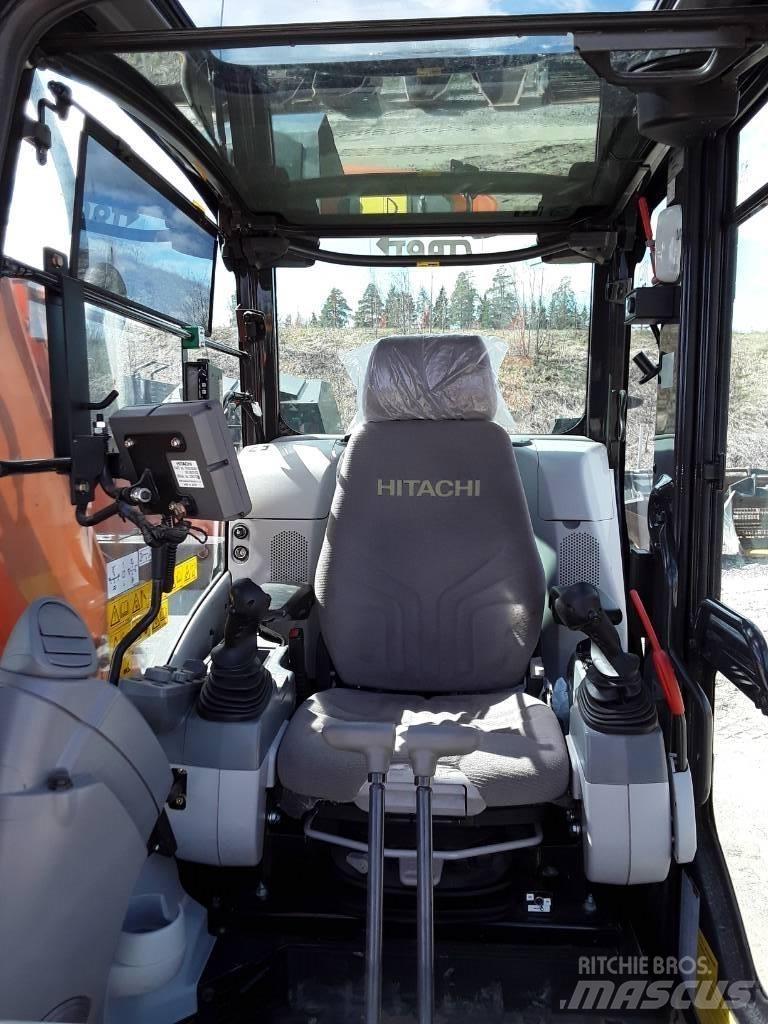 Hitachi ZX135US-6 Гусеничні екскаватори