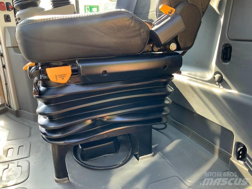 JCB 457 HT Фронтальні навантажувачі