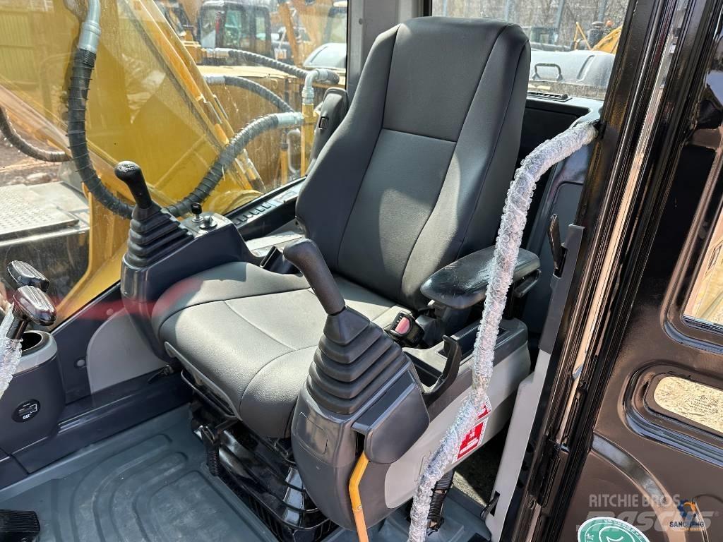 CAT 320 D L Гусеничні екскаватори