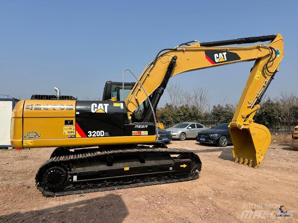 CAT 320 D L Гусеничні екскаватори