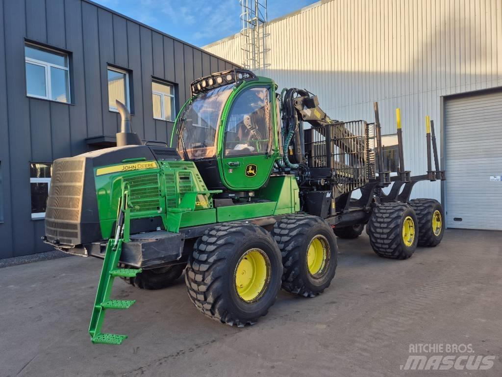 John Deere 1210 G Форвардери