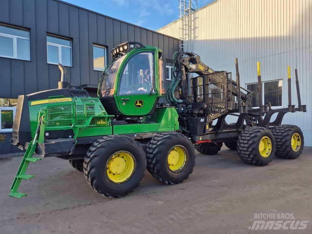John Deere 1210 G Форвардери