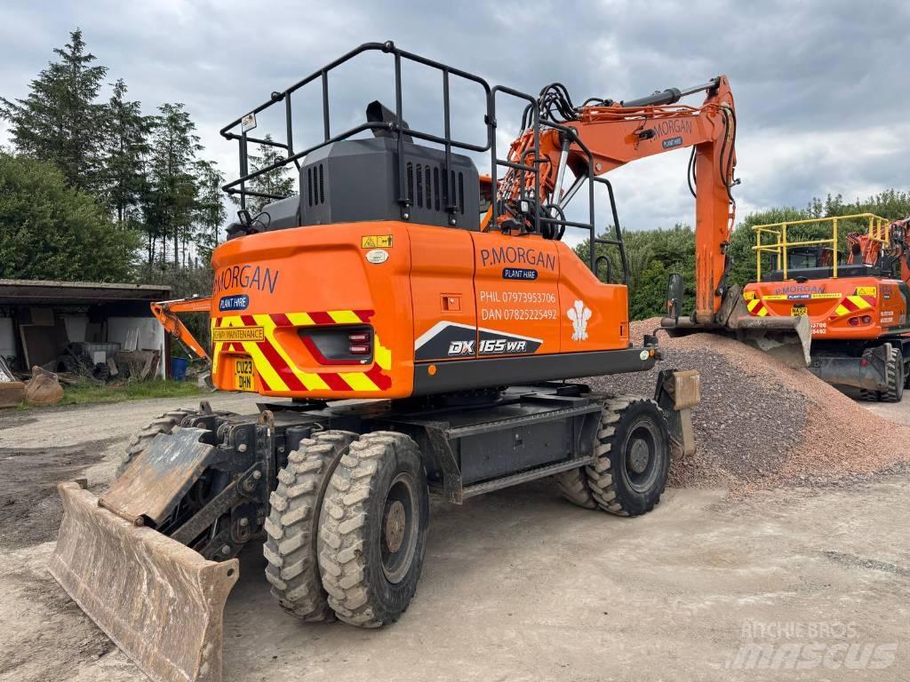 Doosan DX165WR-7 Колісні екскаватори