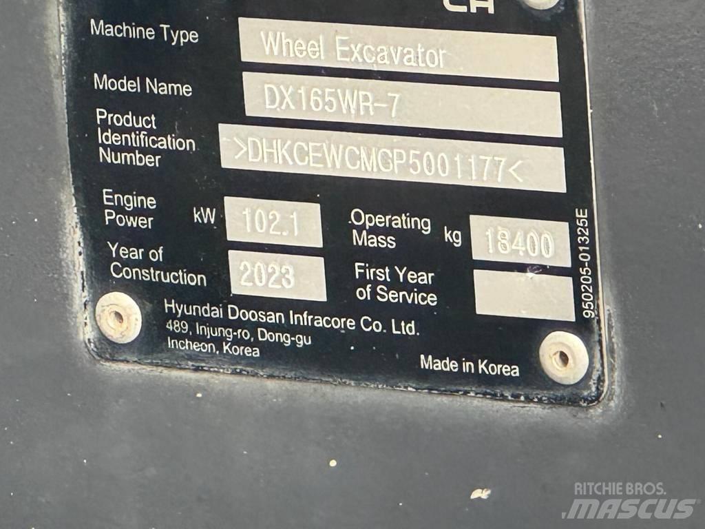Doosan DX165WR-7 Колісні екскаватори