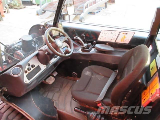 JCB 520-40 Телескопічні навантажувачі