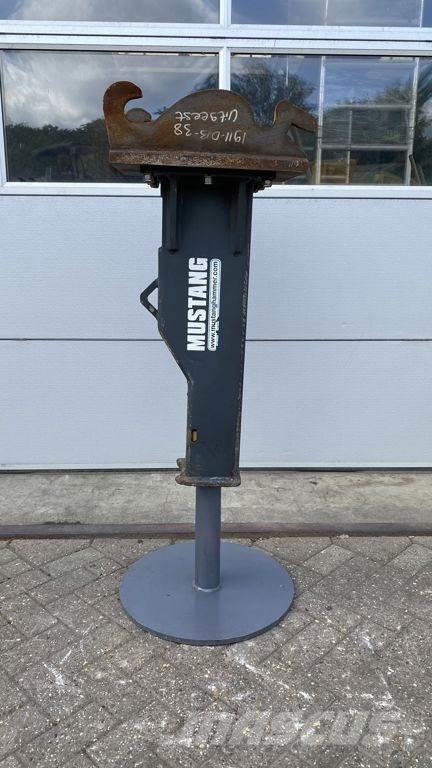 Mustang SB 200 Плуги