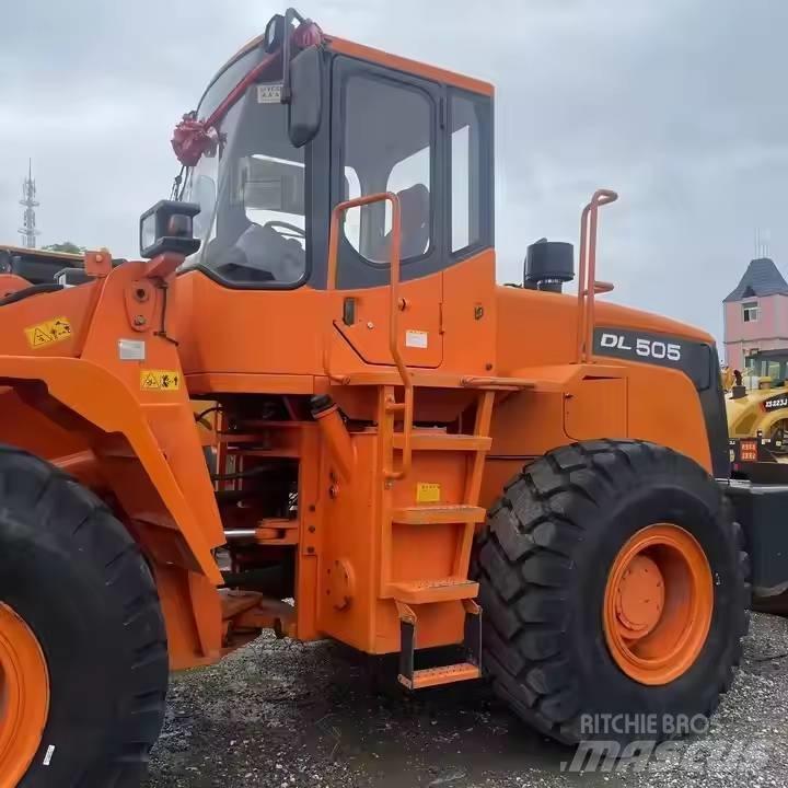 Doosan DL505 Фронтальні навантажувачі