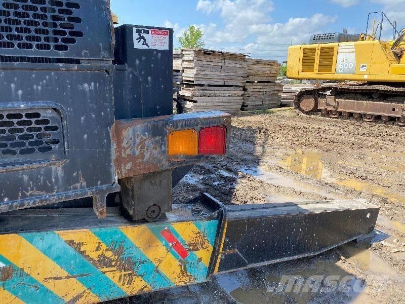 Tadano TR 300 E-1 автокрани всюдиходи