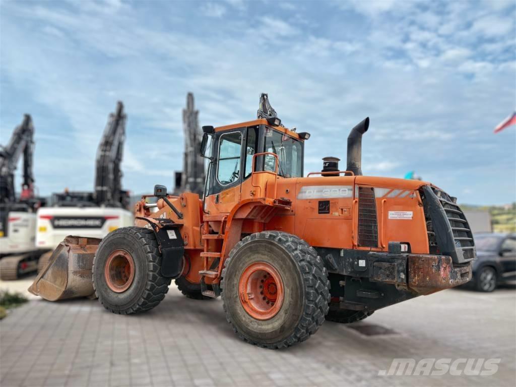 Doosan DL 300 Фронтальні навантажувачі
