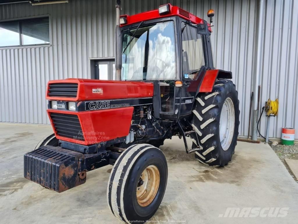 Case IH 856 XL Трактори