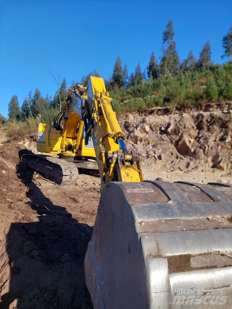 Komatsu PC 228 LC-3 Гусеничні екскаватори