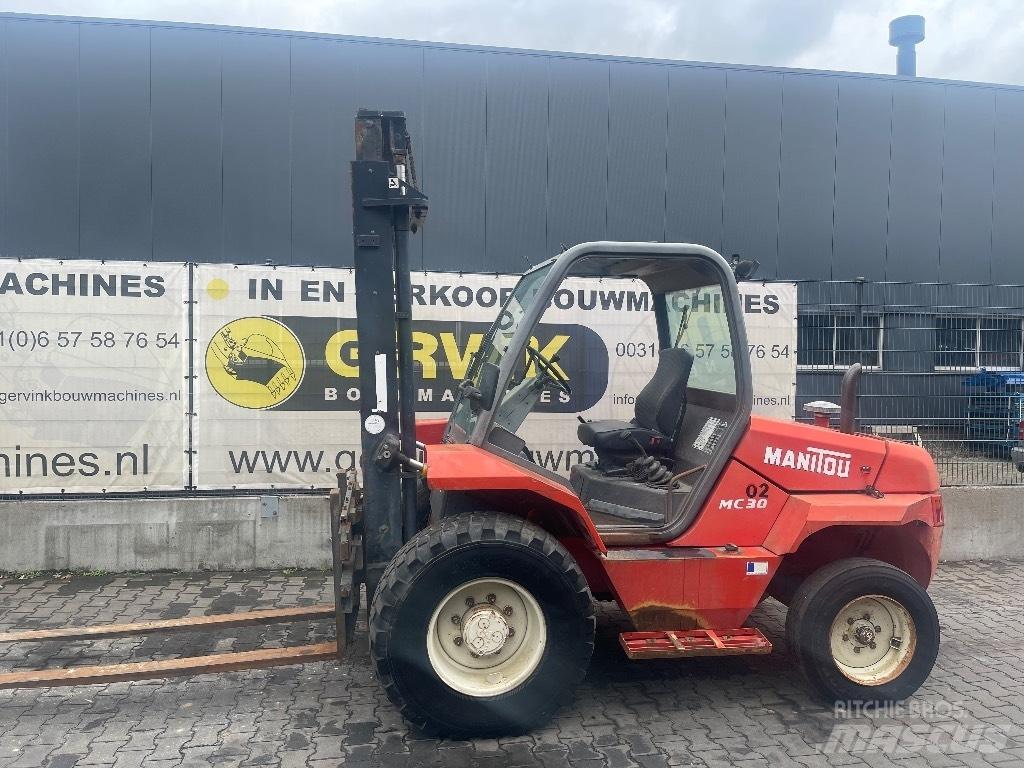 Manitou MC 30 Навантажувачі підвищеної прохідності