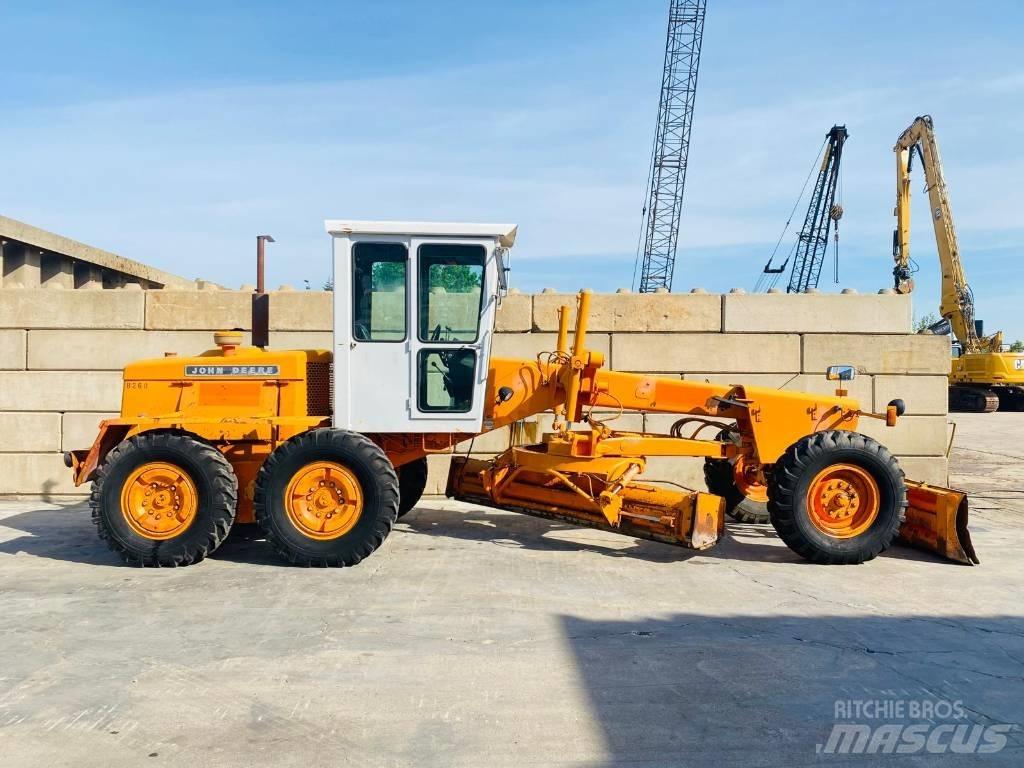 John Deere 570 A Грейдери