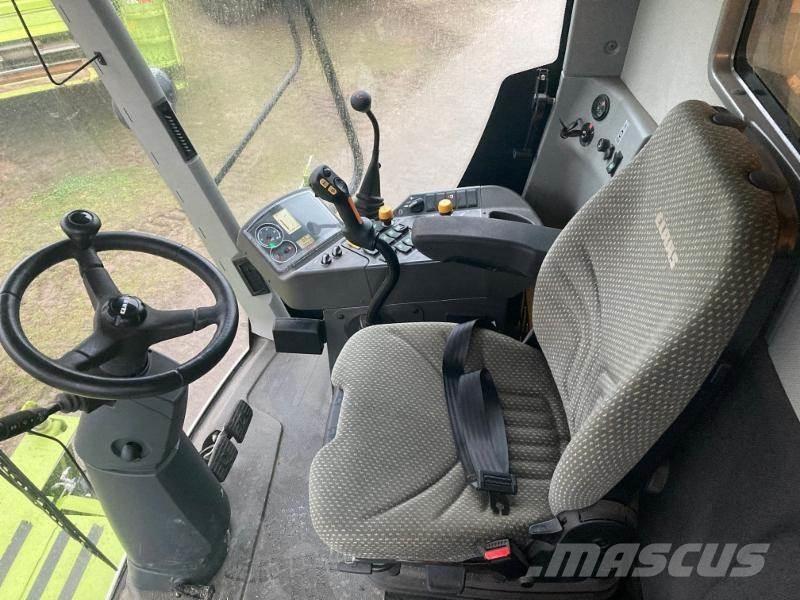 CLAAS AVERO 240 Зернозбиральні комбайни