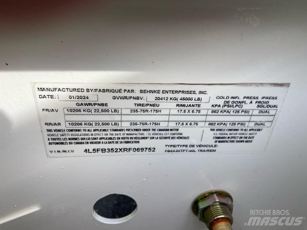 Behnke 8X30TPT-40L Низькорамні причепи