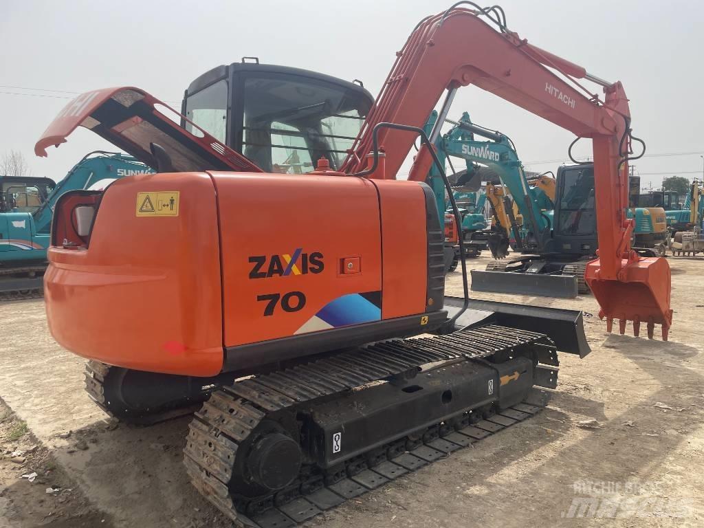 Hitachi ZX 70 Середні екскаватори 7т. - 12т.