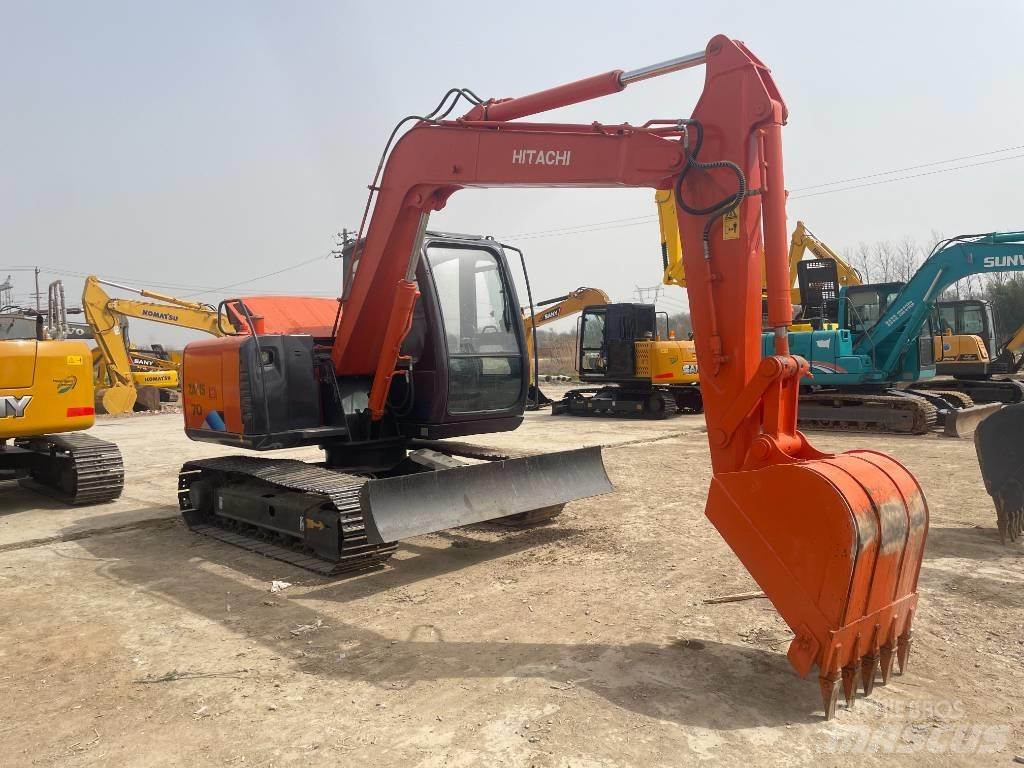 Hitachi ZX 70 Середні екскаватори 7т. - 12т.