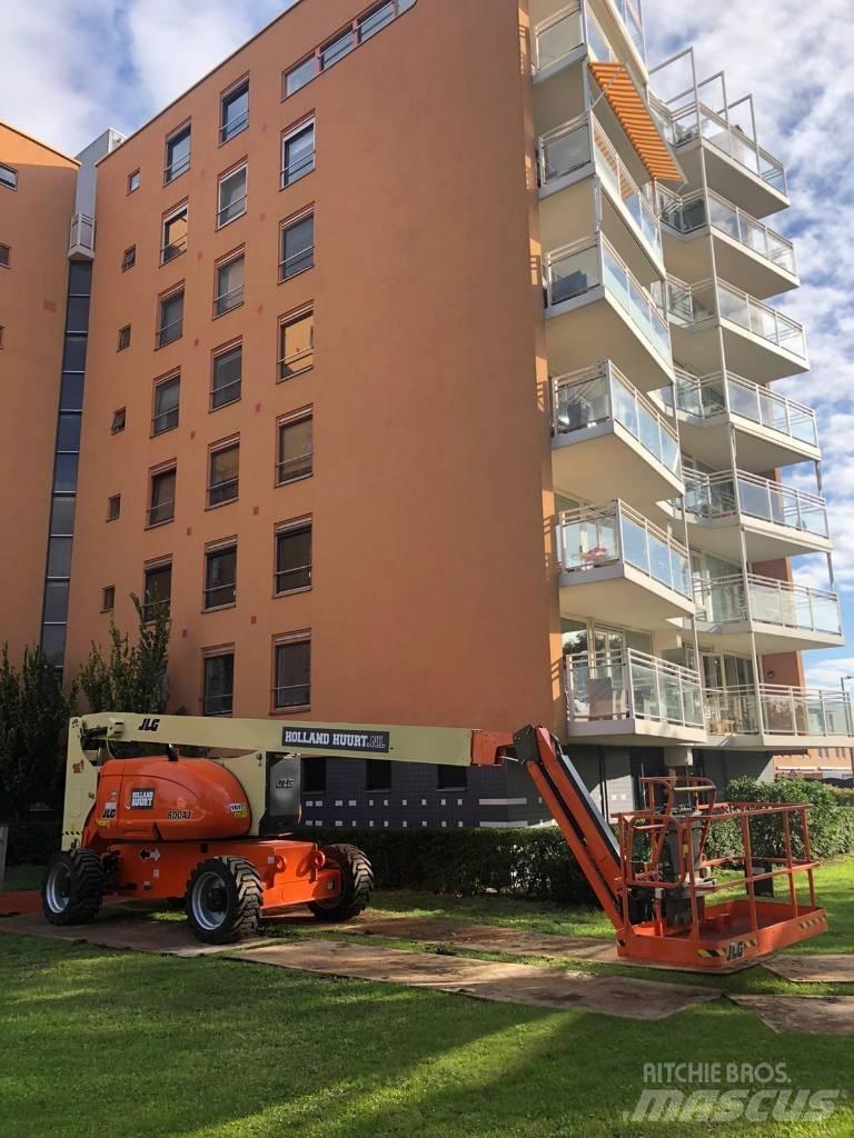 JLG 800 AJ Колінчаті підйомники