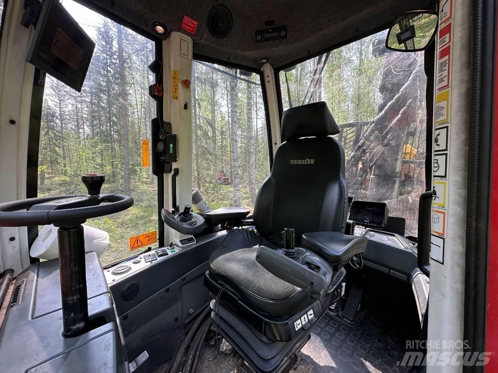 Komatsu 845 Форвардери