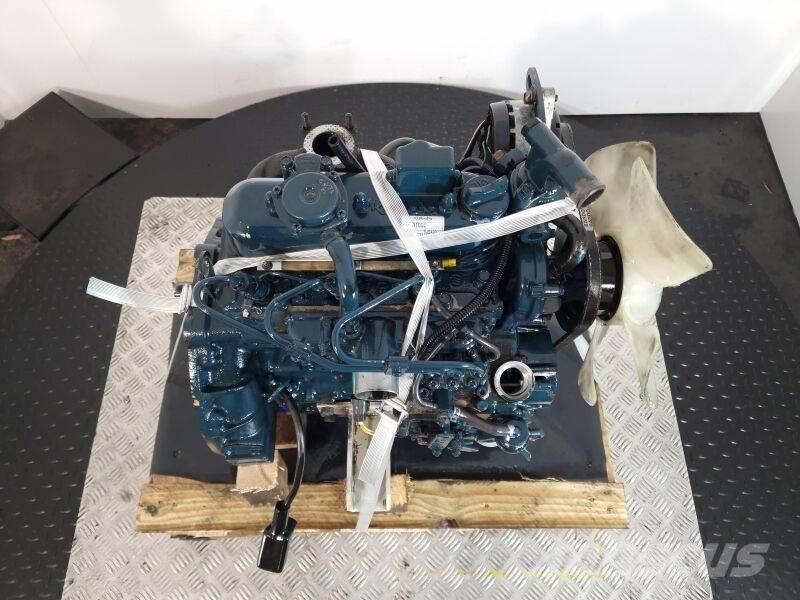 Kubota D1005 Двигуни