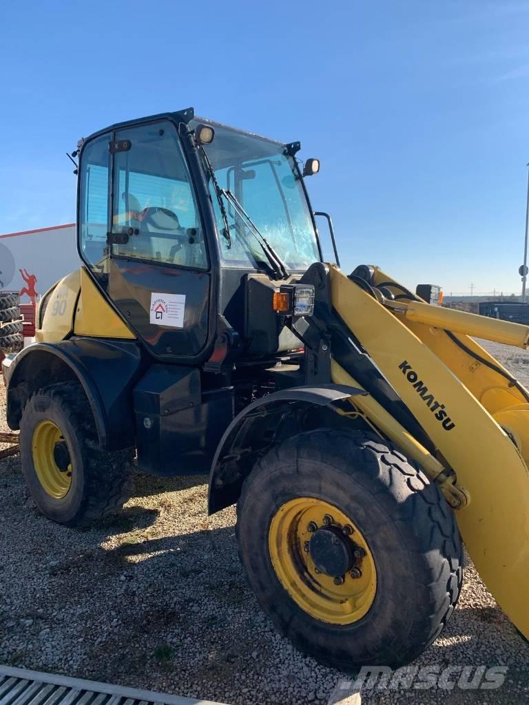 Komatsu WA 90-6 Фронтальні навантажувачі