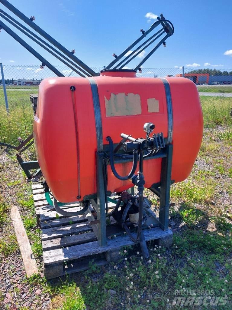 Eho 900l/12m Навісні обприскувачі