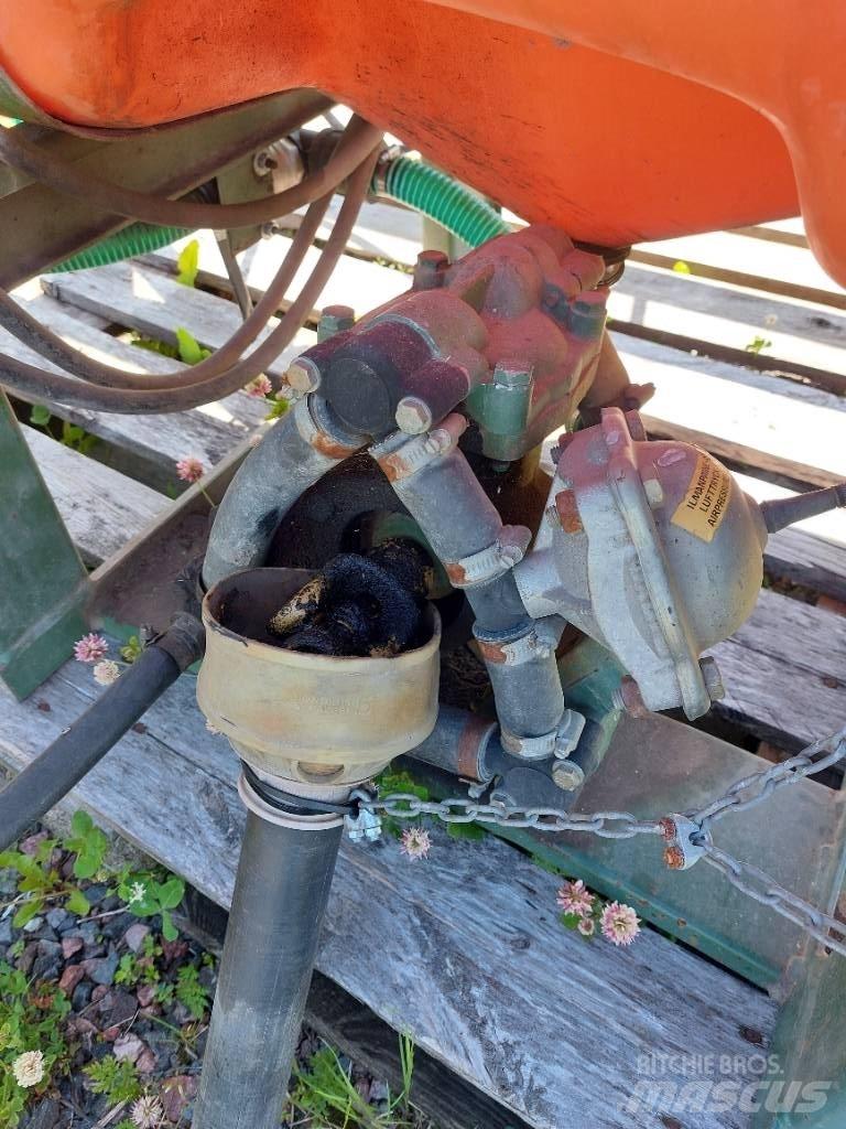 Eho 900l/12m Навісні обприскувачі
