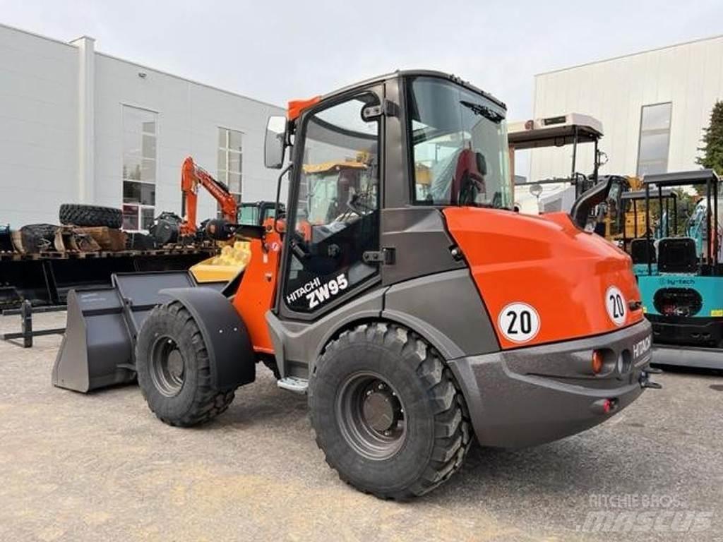 Hitachi ZW95-6C Фронтальні навантажувачі