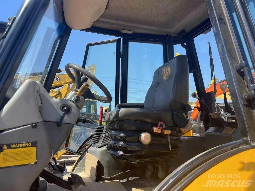 JCB 4 CX Екскаватори-навантажувачі