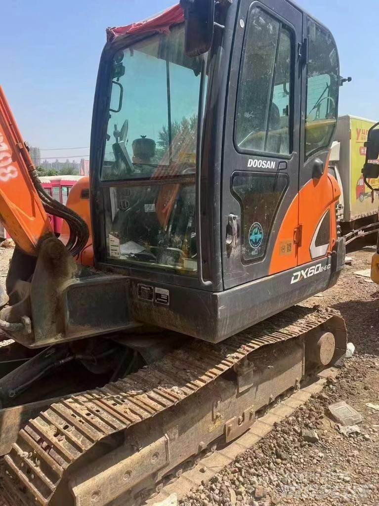 Doosan DX 60 Міні-екскаватори < 7т