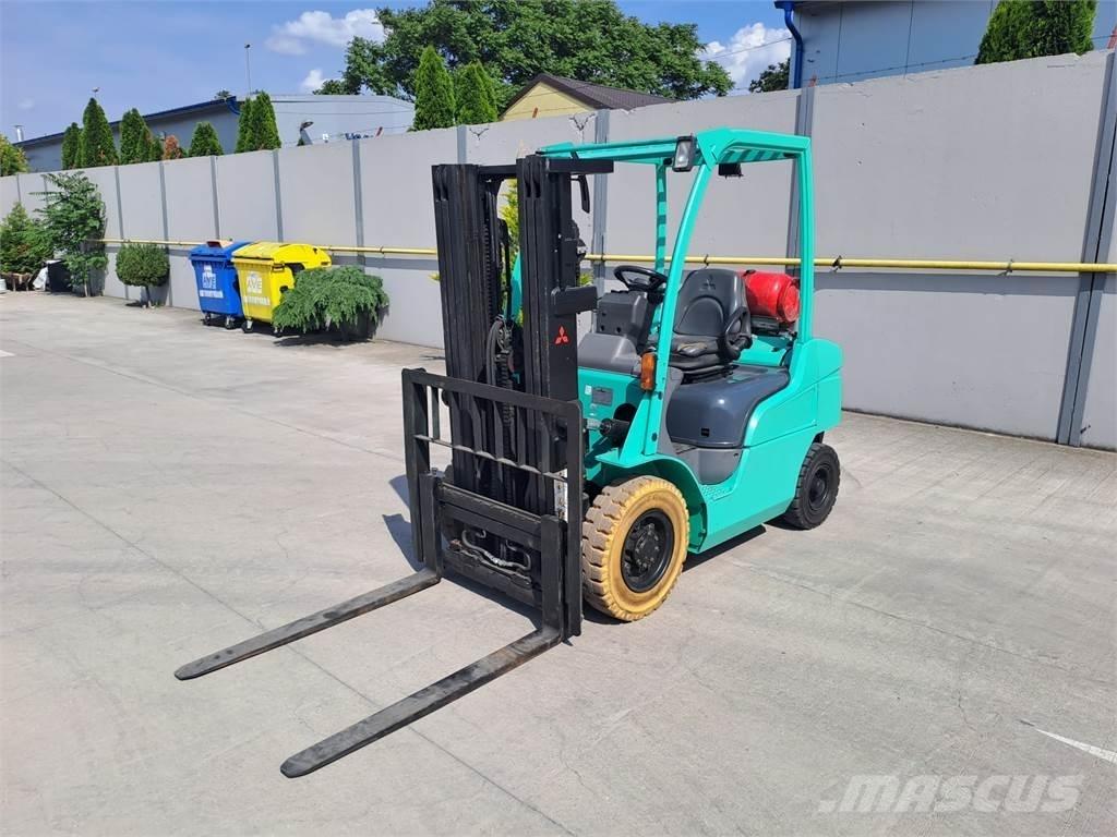 Mitsubishi FG25N Газові навантажувачі