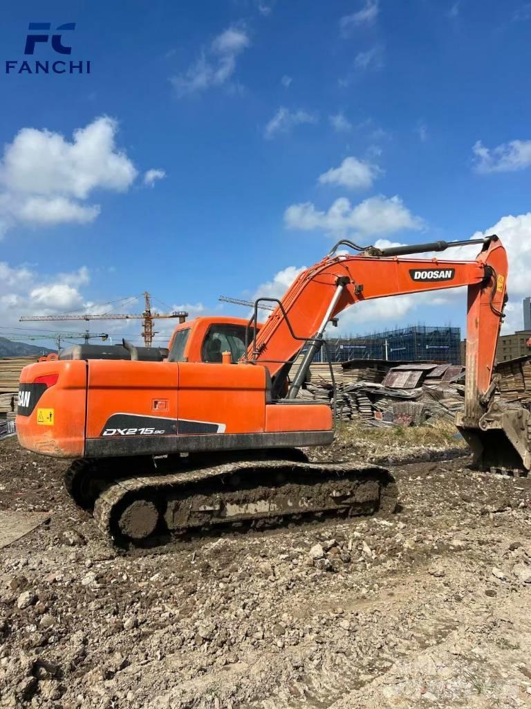 Doosan DX 215LC Гусеничні екскаватори