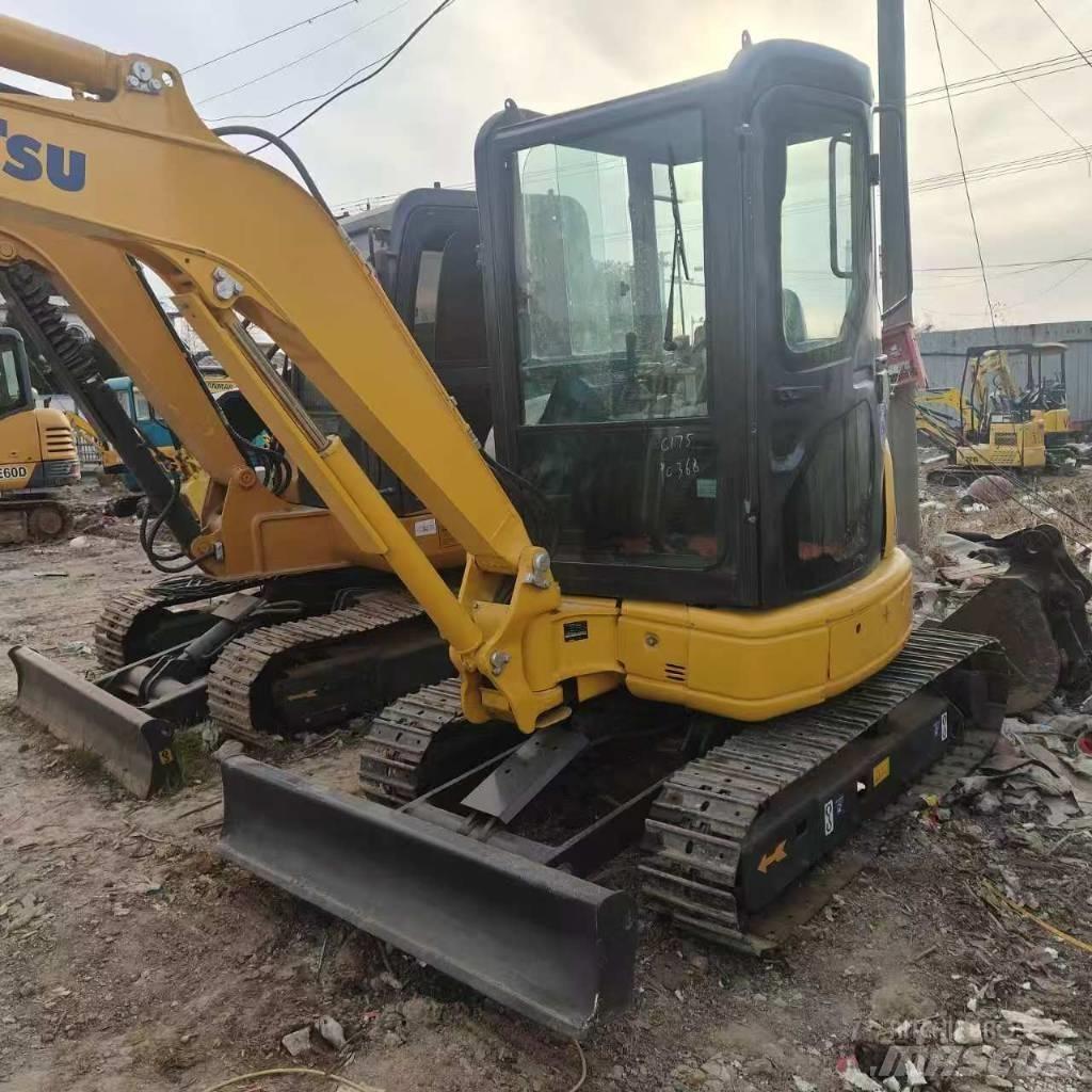 Komatsu PC35 Міні-екскаватори < 7т