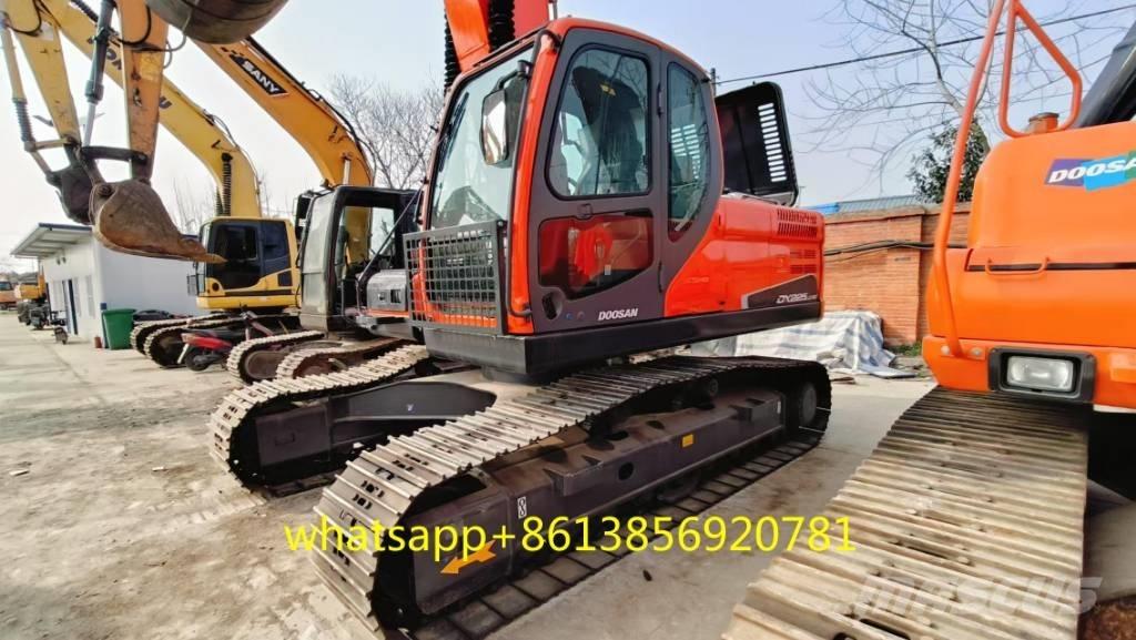 Doosan DX 225 Гусеничні екскаватори
