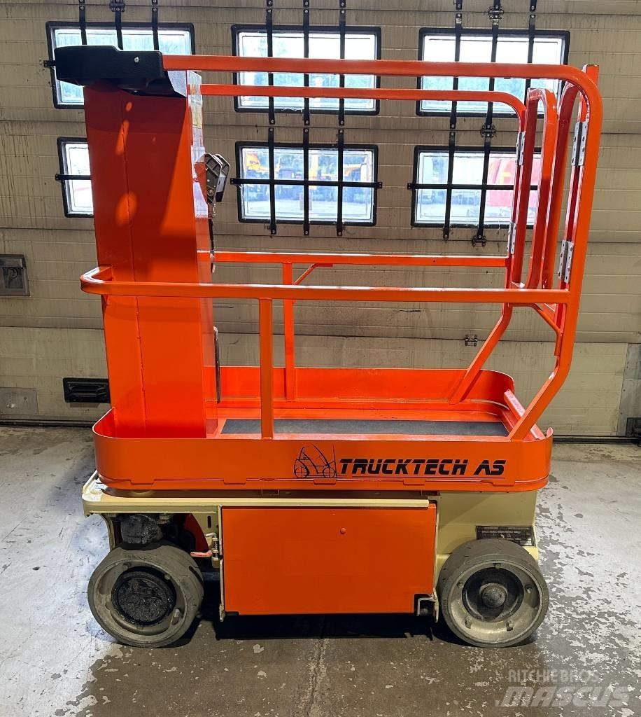 JLG 1230 ES Підйомники-ножиці
