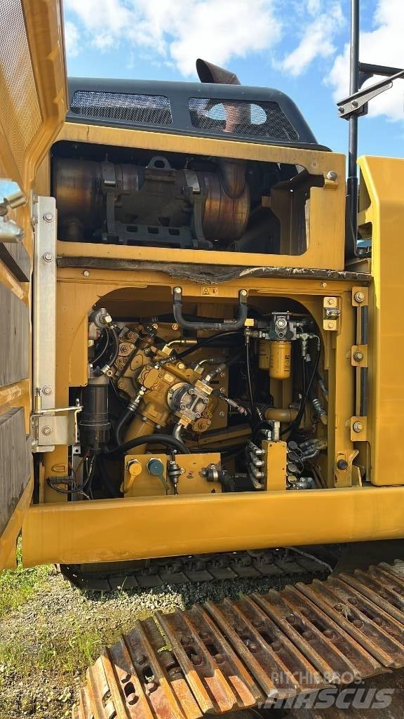 CAT 324 E Гусеничні екскаватори