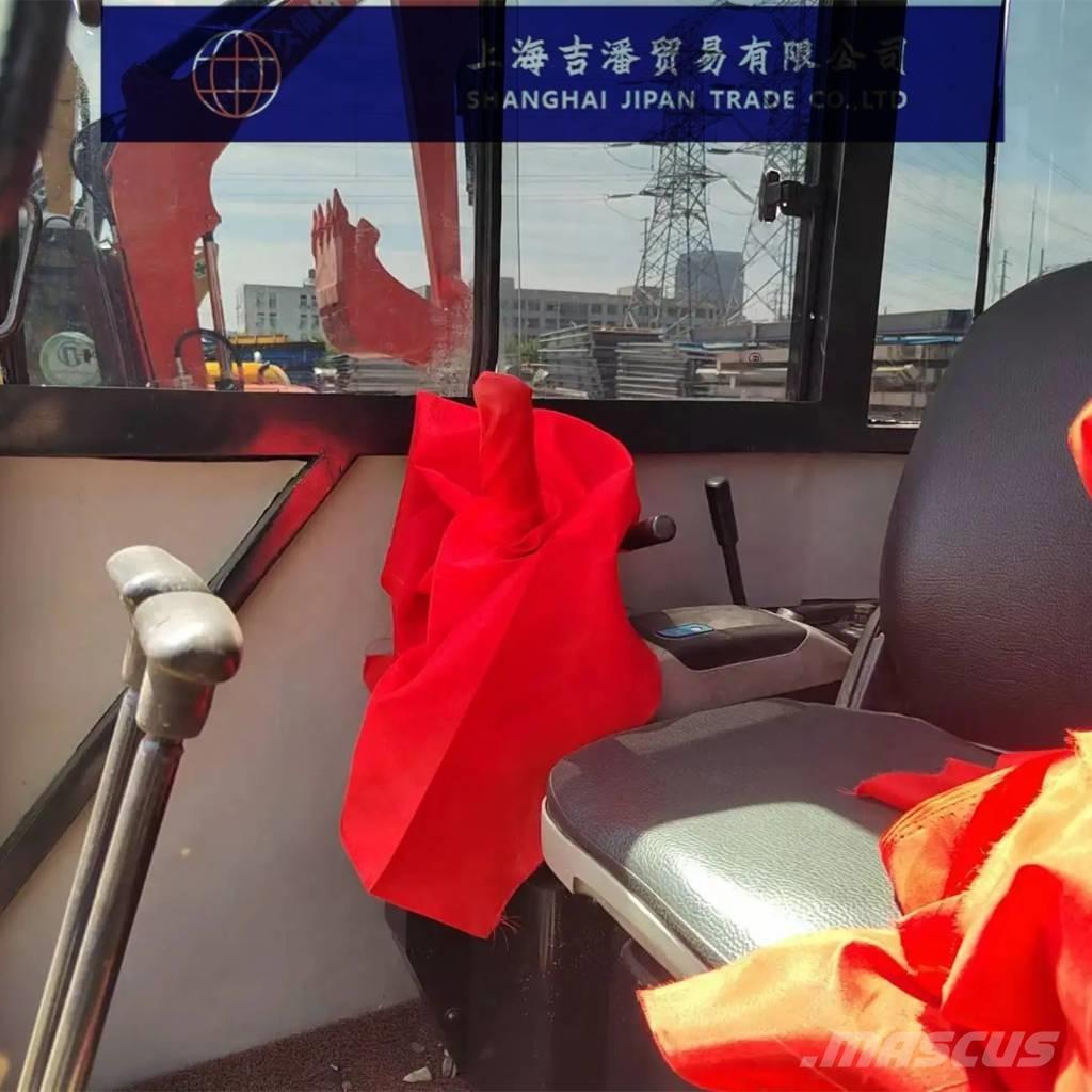 Komatsu PC 40 Гусеничні екскаватори