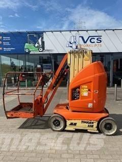JLG Toucan 10 E Вертикальні щоглові підйомники