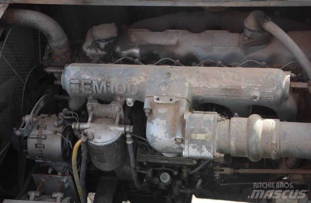 Hitachi KH 125-3 Гусеничні крани
