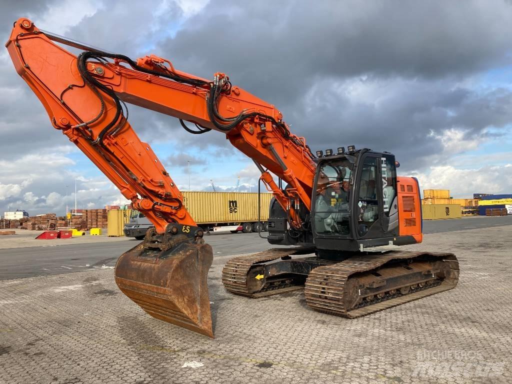 Hitachi ZX225USLC-5B Гусеничні екскаватори