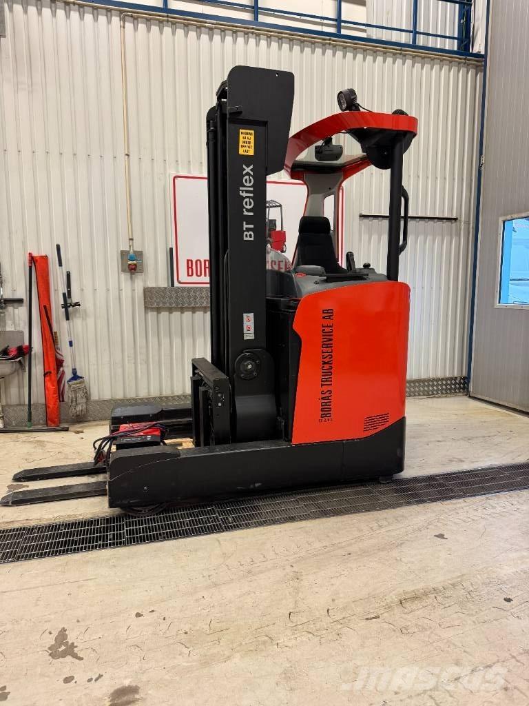 BT truck RRE 200 H Річ-трак із високим підйомом