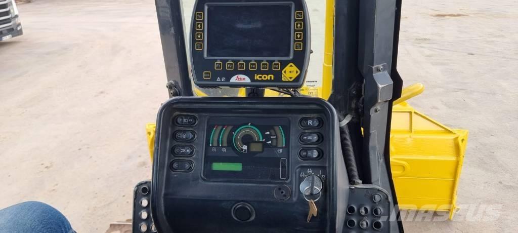 Komatsu D 51 EX-22 Гусеничні бульдозери