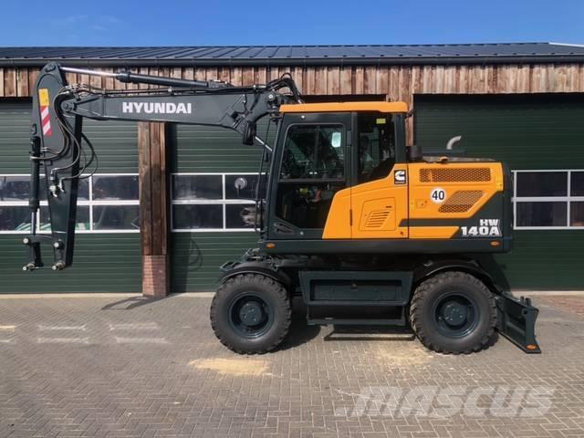 Hyundai HW 140 A Колісні екскаватори